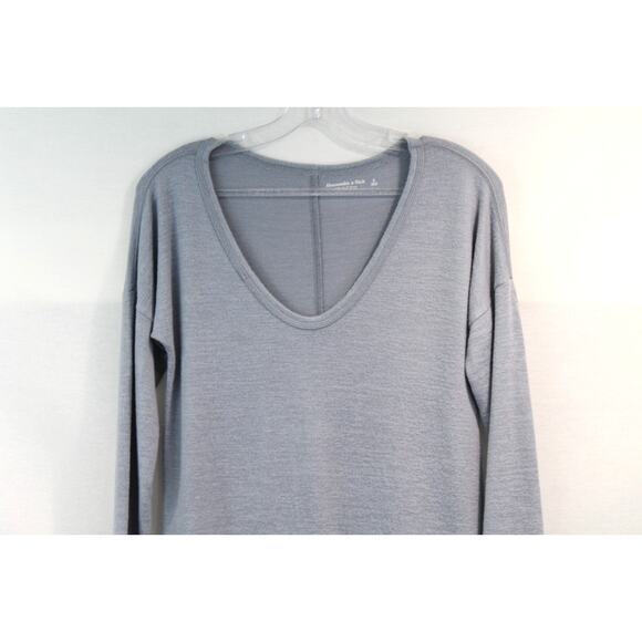 Abercrombie & Fitch Top Soft and Cozy Womens size S Bluish Gray Pullover - Picture 2 of 10